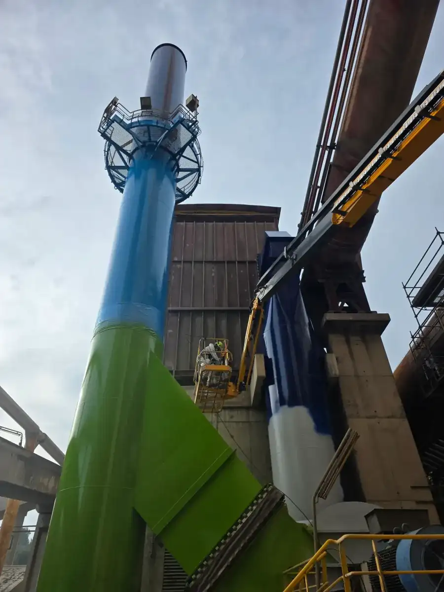 Peinture industrielle de structures metalliques par cordiste 2KM